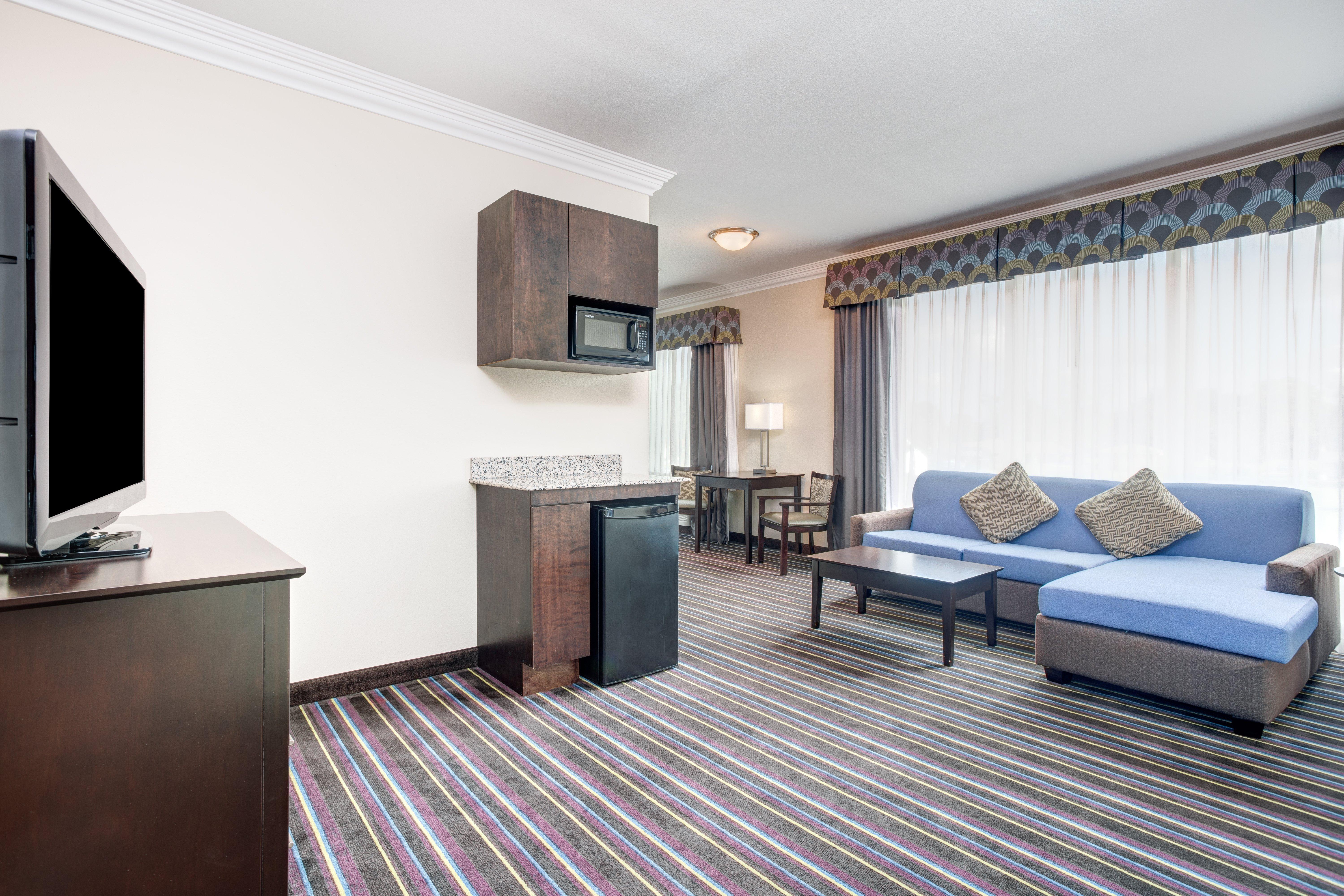 Holiday Inn Express & Suites Raceland - Highway 90 By Ihg Eksteriør bilde